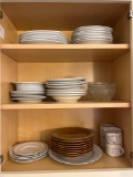 Plate and bowl cabinet