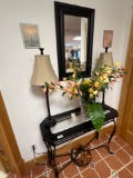 Table with decor