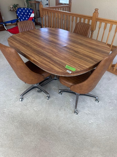 RETRO DINING SET WITH 4 rolling CHAIRS