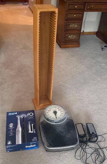 NIB ORAL B TOOTH BRUSH SYSTEM, SCALE, DELL SPEAKERS