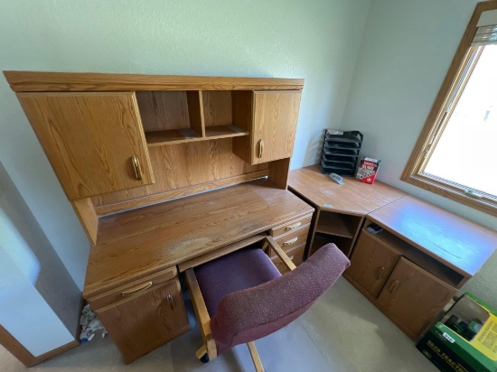 Desk with chair plus 59x94