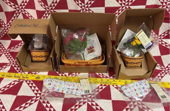 MINIATURE FLOWER BASKETS LILLIES/PANSIES/ROSES