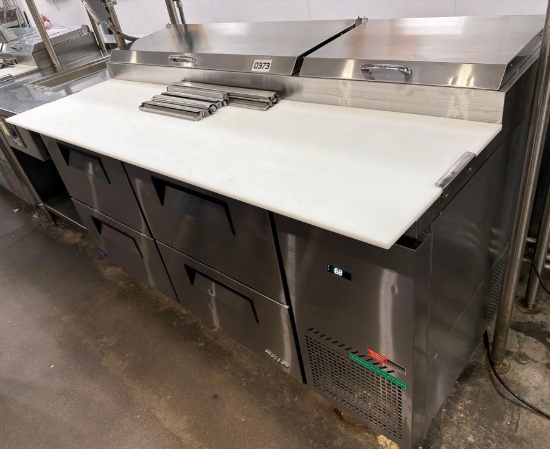 Turbo Air Model No. TPR-67SD-D4-N Super Deluxe Pizza Prep Table, two-section, 20.0 cu. ft., 67"W