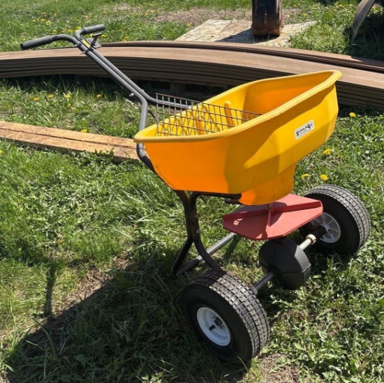 Schuling Walk Behind Commercial Spreader