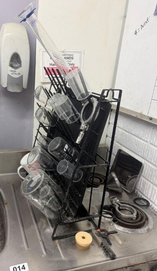 Beaker dryer holder with beakers and tubes