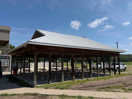 40 x 30 Taylor Swift Pavilion Removal Opportunity