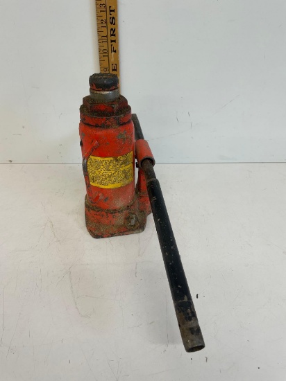 BOTTLE JACK