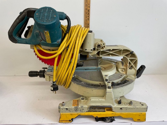 MAKITA MITER SAW