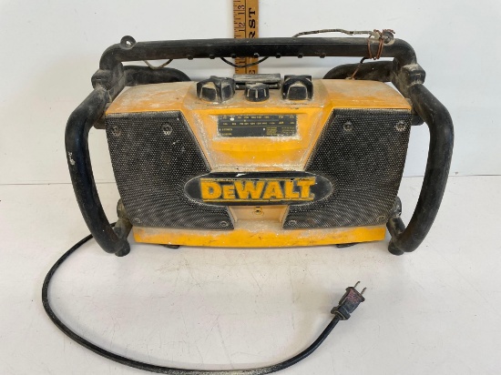 DEWALT RADIO CHARGER WORKS