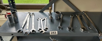 Snap-on Combination Wrenches & Hand Tools