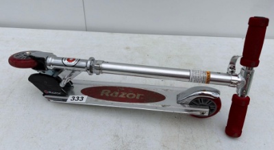 Razor Folding Aluminum Kick Scooter