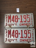 Two vintage Virginia Public Use Gov't Owned license plates