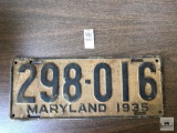 Antique 1935 Maryland plate