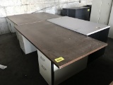 Desks, Qty.4