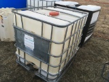 1000 Gallon Caged Water Tank