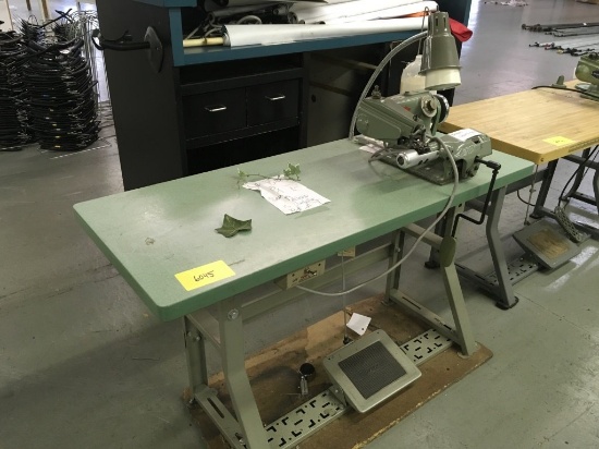 US 718-6 Blind Stitch Machine