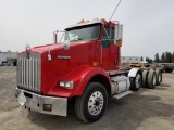 2013 Kenworth T800 Tri-Axle Cab & Chassis