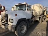 1991 Mack RD690S T/A Mixer Truck