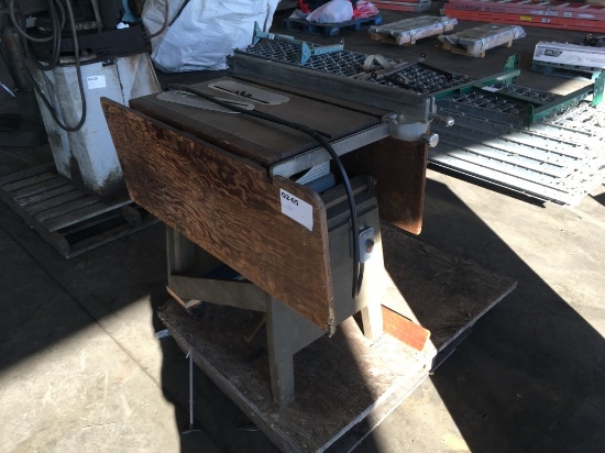 Craftsman 113.27610 Table Saw 