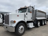 2005 Peterbilt 378 Tri-Axle Transfer Truck