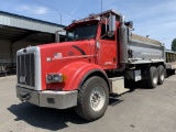 2006 Peterbilt 378 T/A Dump Truck