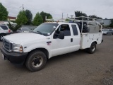 2000 Ford F350 XL SD Extra Cab Utility Truck