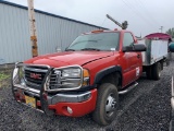 2004 GMC 3500 Flatbed Truck