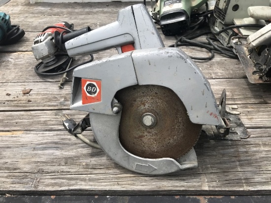 Black & Decker 7in Circular Saw