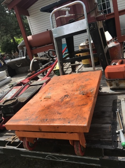 Hydraulic Table Cart