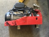 Electric Winch w/Hand Controller