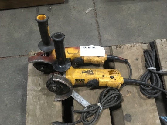 Dewalt 4-1/2in Angle Grinders Qty 2