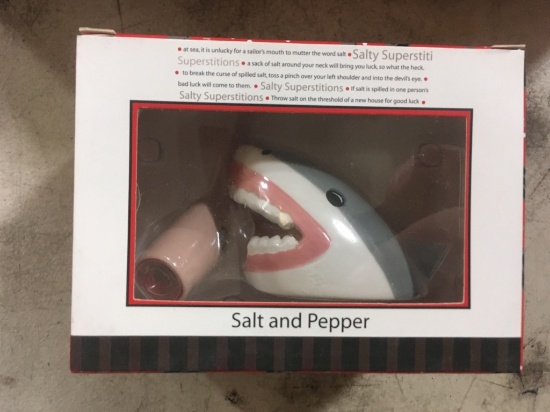 Shark Attack Salt/Pepper Shakers Qty 10