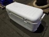 Igloo Ice Cooler