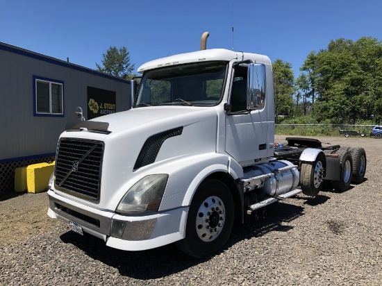 2009 Volvo Tri-Axle Truck Tractor