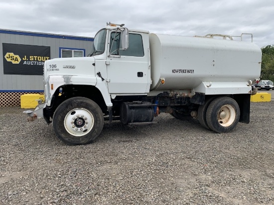 1995 Ford L8000 S/A Water Truck