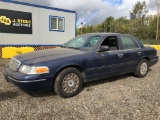 2005 Ford Crown Victoria Sedan