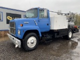 1991 Ford L8000 S/A Fuel & Lube Truck