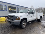 2005 Ford F350 4x4 Extra Cab Utility Truck