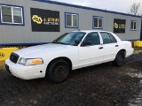 2005 Ford Crown Victoria Sedan