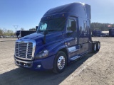 2015 Freightliner Cascadia T/A Sleeper Truck Tract