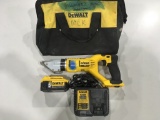 DeWalt DCS494 20V Shear