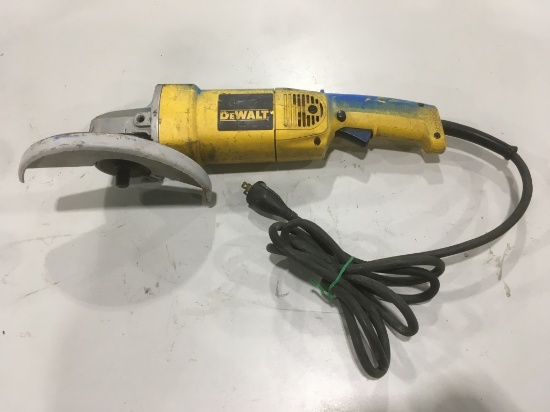 DeWaqlt DW840 Angle Grinder