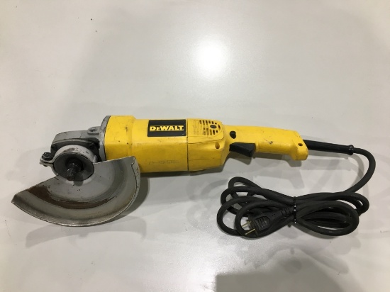 DeWaqlt DW840 Angle Grinder