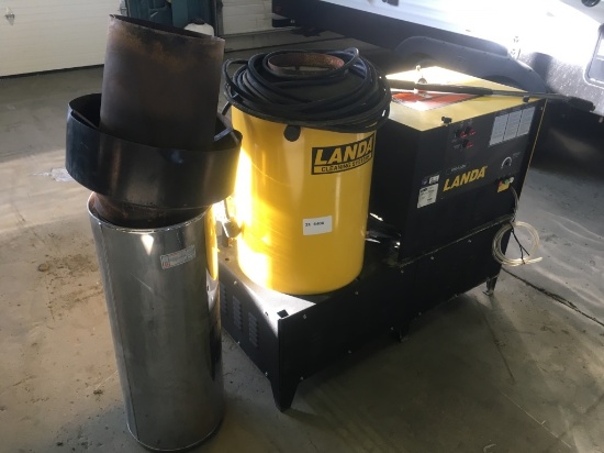 Landa VHG4-2200 Gas Pressure Washer