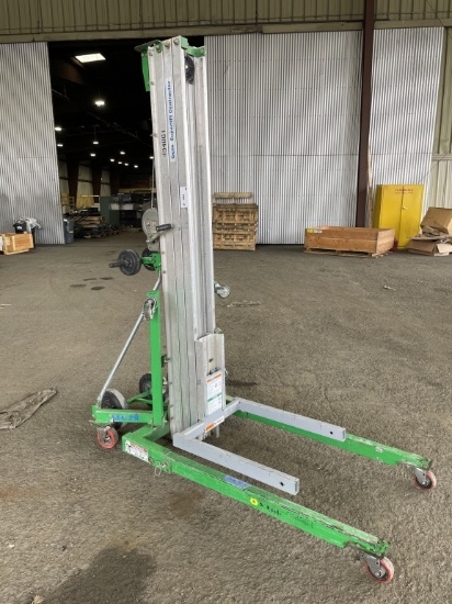 2012 Genie SLC-18 Material Lift