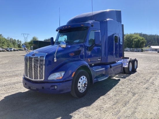 2014 Peterbilt 579 T/A Sleeper Truck Tractor