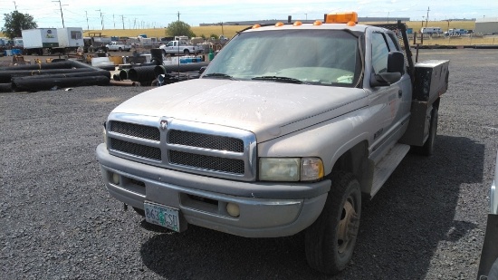 1999 Dodge 3500 SLT 4x4 Extra Cab Flatbed Truck