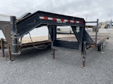 2002 PJ Tri-Axle Gooseneck Flatbed Trailer