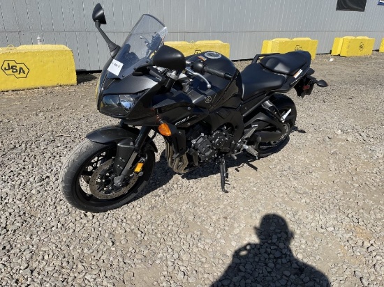 2015 Yamaha FZ1 Motorcycle