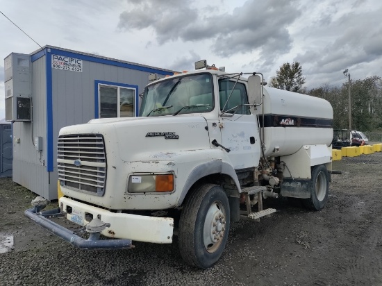 1995 Ford L9000 S/A Water Truck